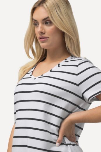 Plus size veliki brojevi Majica V ovratnika A kroja za punije