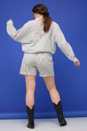 Plus size veliki brojevi Hlače kratke na pruge za punije