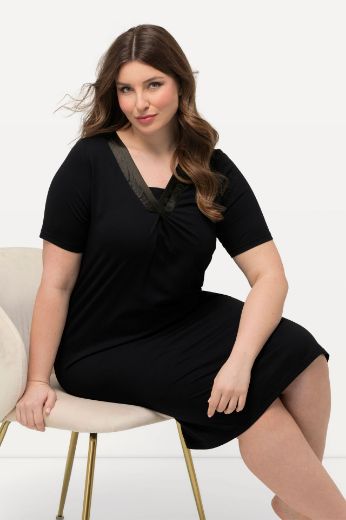 Plus size veliki brojevi Spavaćica kratkih rukava sa satenskim detaljima za punije