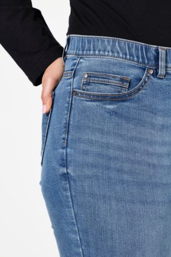 Plus size veliki brojevi Traperice uži kroj za punije