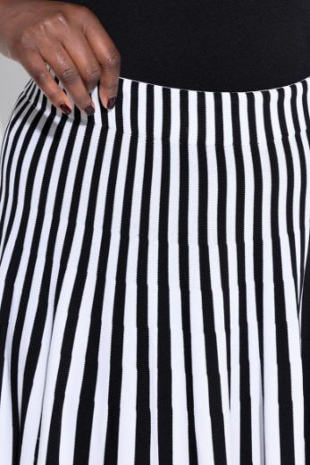 Plus size veliki brojevi Suknja midi A kroja za punije