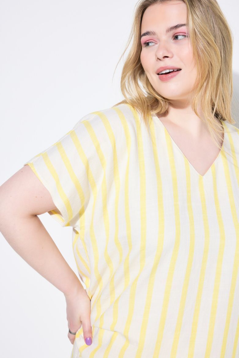 Plus size veliki brojevi Bluza kratkih rukava V ovratnika za punije