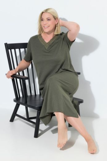 Plus size veliki brojevi Spavaćica s dodatkom ukrasne čipke na ovratniku za punije