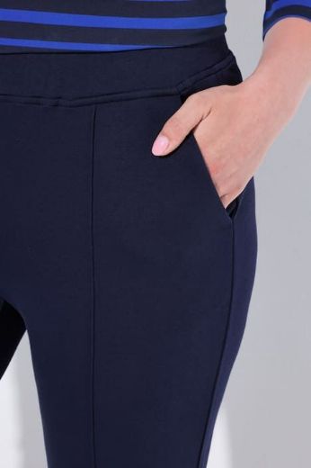 Plus size veliki brojevi Hlače s blago suženim nogavicama za punije