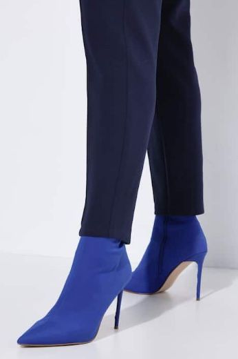 Plus size veliki brojevi Hlače s blago suženim nogavicama za punije