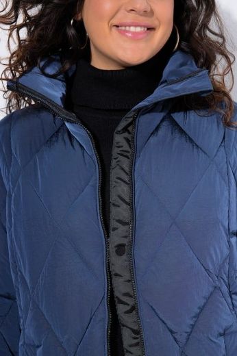 Plus size veliki brojevi Jakna prošivena dužeg kroja za punije