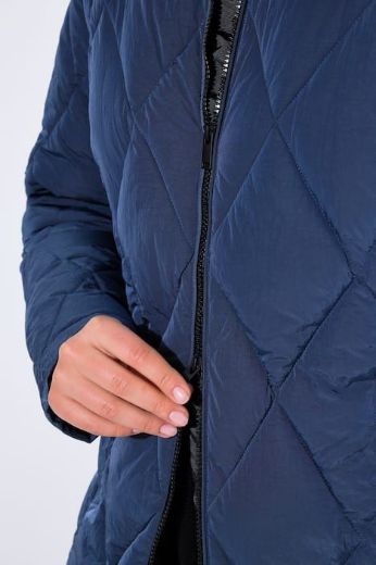 Plus size veliki brojevi Jakna prošivena dužeg kroja za punije