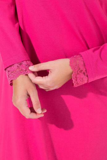 Plus size veliki brojevi Spavaćica s dodatkom ukrasne čipke na oobrubima za punije