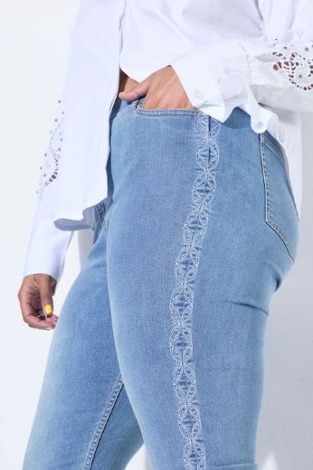 Plus size veliki brojevi Traperice povišenog struka za punije