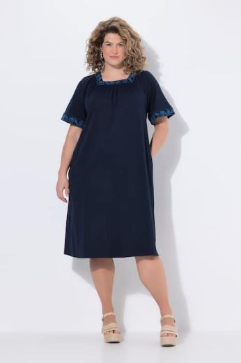 Plus size veliki brojevi Haljina midi kratkih rukava za punije