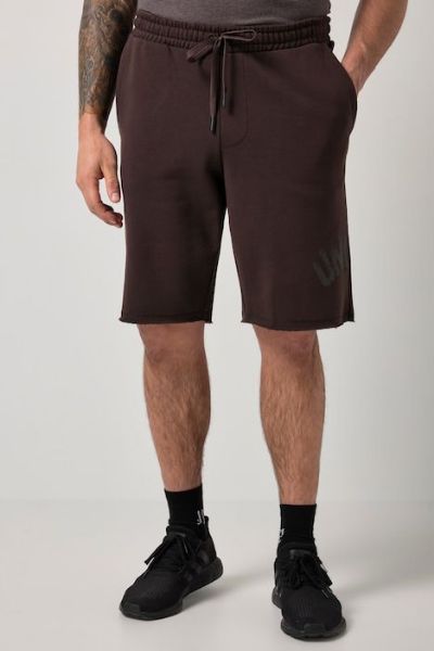 Veliki brojevi Bermude sportske moda za punije