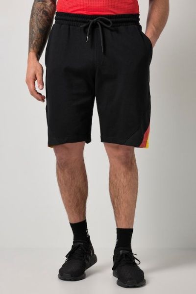 Veliki brojevi Bermude sportske moda za punije