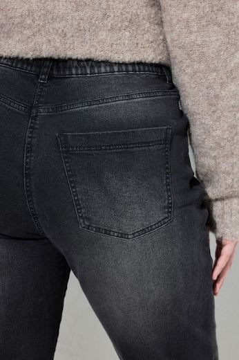 Plus size veliki brojevi Traperice povišenog struka elastične za punije
