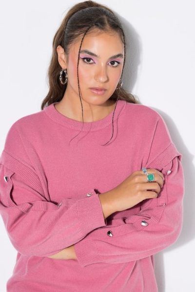 Veliki brojevi Pulover dugih rukava širokog kroja s ukrasnim gumbima u obliku srca moda za punije