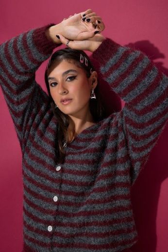 Plus size veliki brojevi Vesta dugih rukava šireg kroja za punije