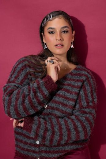 Plus size veliki brojevi Vesta dugih rukava šireg kroja za punije